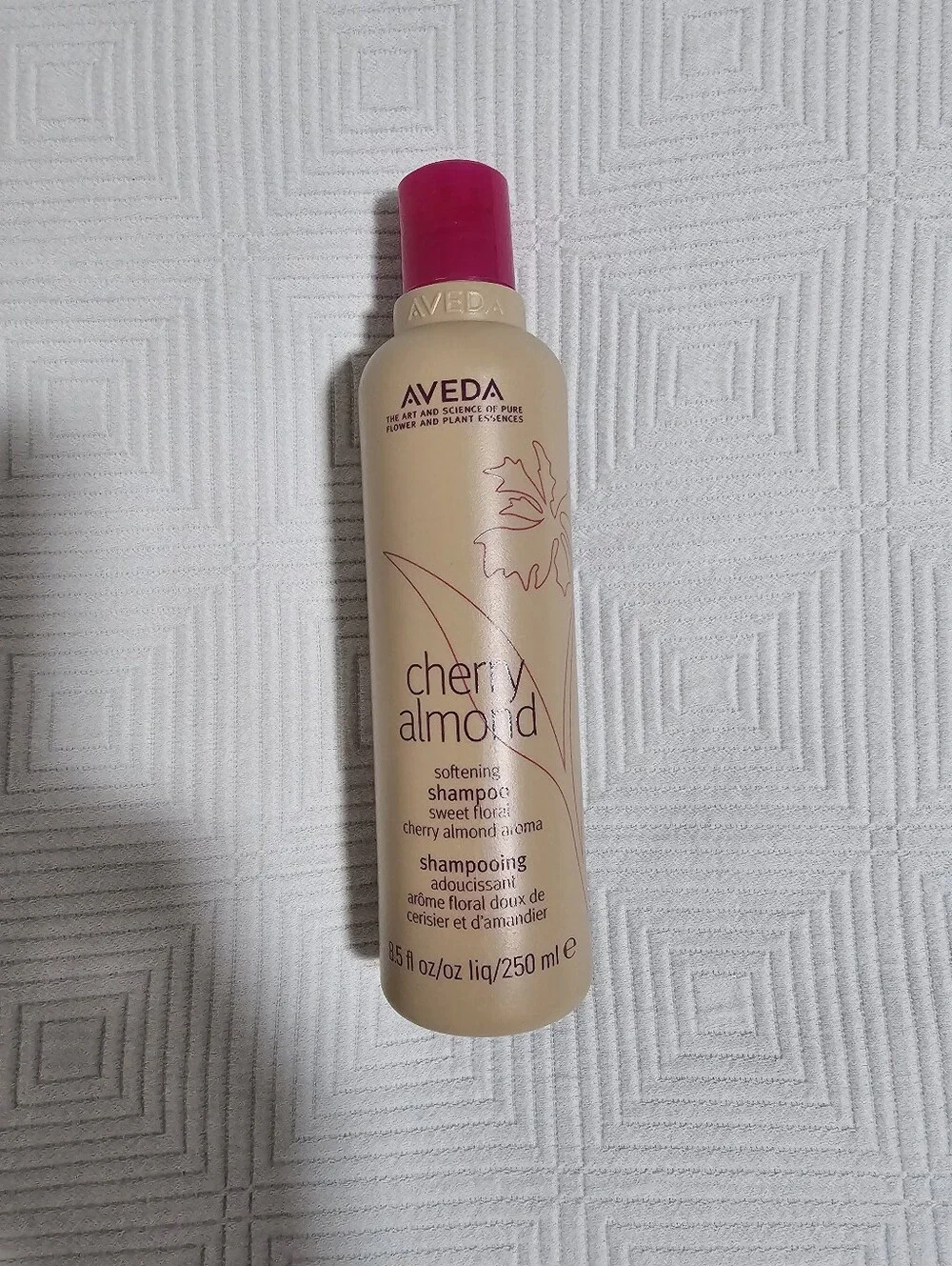 AVEDA cherry lightweight designed
